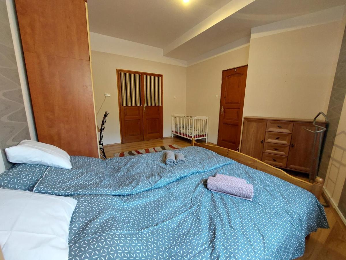 CsaládBarát Vendéglak Szegedi Magánszálláshely 9 fő részére, nagycsaládok és baráti társaságok részére Exterior foto